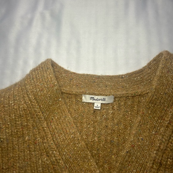 Beautiful!! MADEWELL Long Sleeve Wool Cropped V- Neck, Button-Up Sweater, Size L - Picture 6 of 10